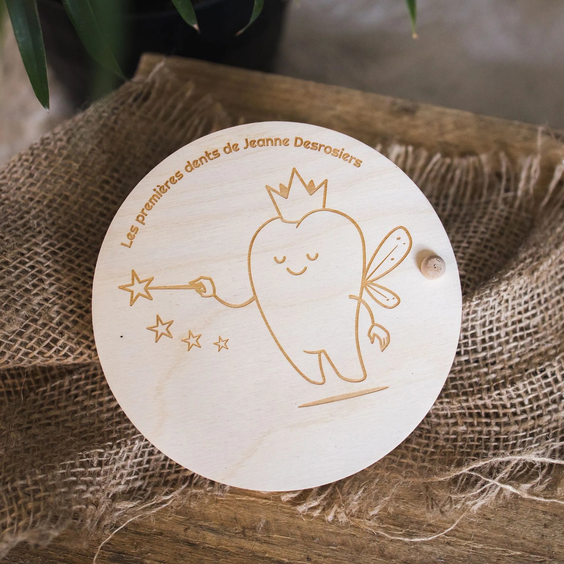 Boite souvenir personnalisée en bois gravé  Cadeau de mariage unique –  Souvenirs du hangar